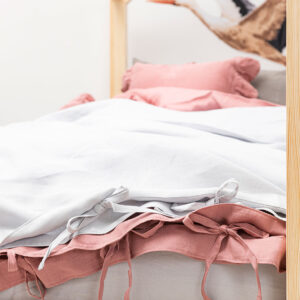 Duvet cases with ribbons