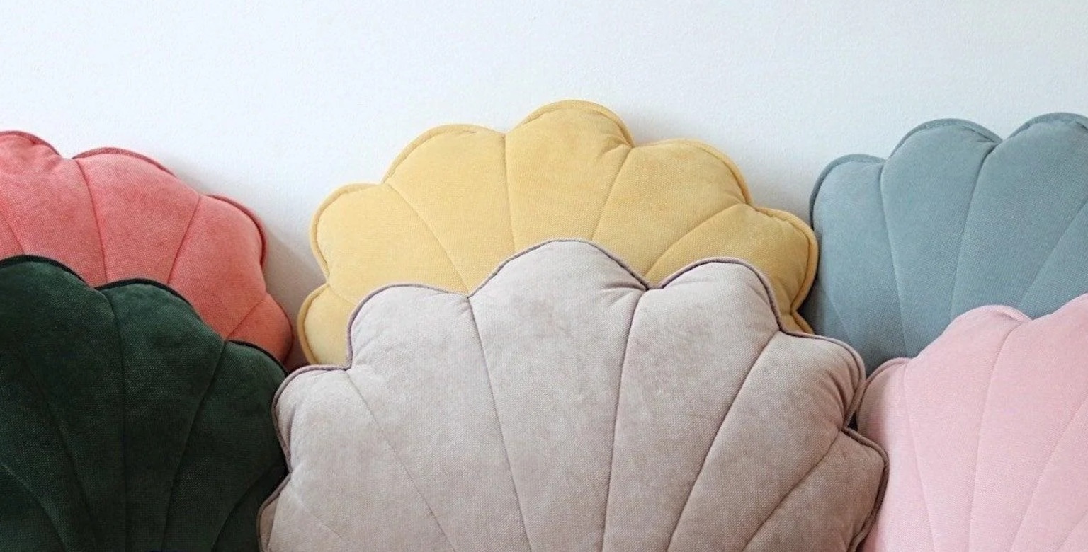 Big shell pillows