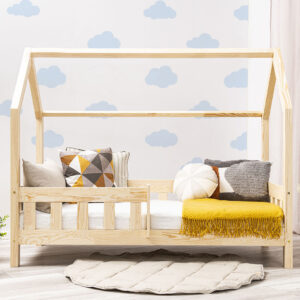 Wall stickers - clouds - blue. Bed shown in this picture is 160x80cm.