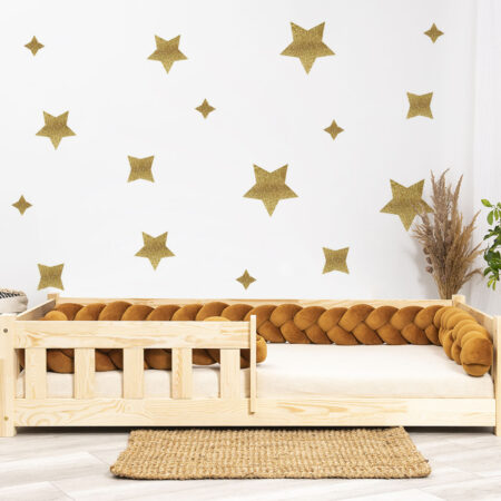 Wall stickers - Stars 2 - Gold. Bed shown in this picture is 160x80cm.