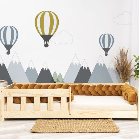 Wall stickers - Mountains - M. Bed shown in this picture is 160x80cm.